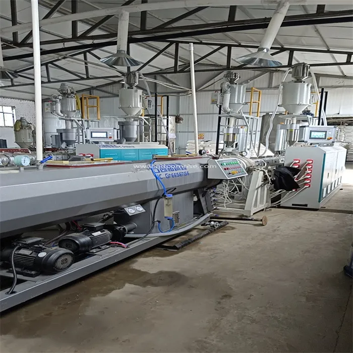 เครื่องผลิตท่อ HDPE